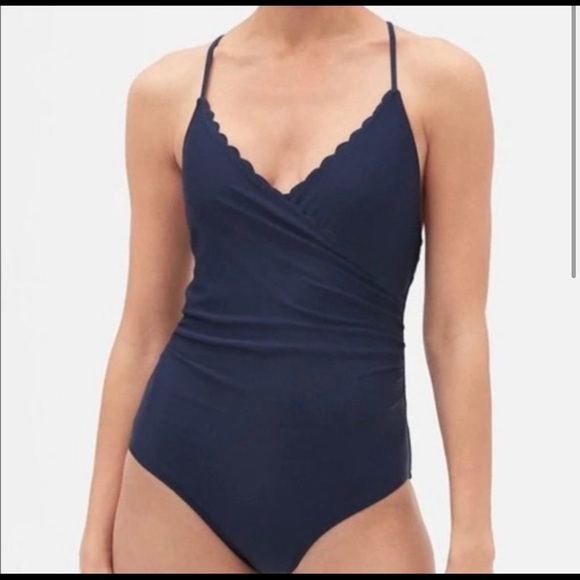 Gap navy scalloped adjustable one piece swimsuit NWOT - Picture 2 of 6